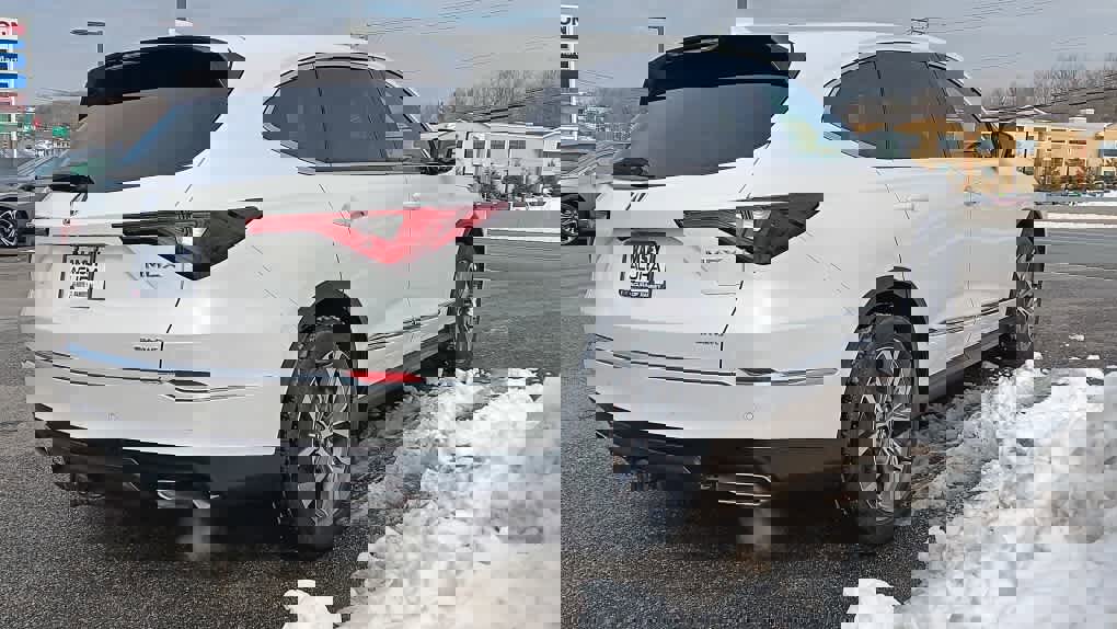 Certified 2023 Acura MDX SH-AWD w/ Technology Package image 5