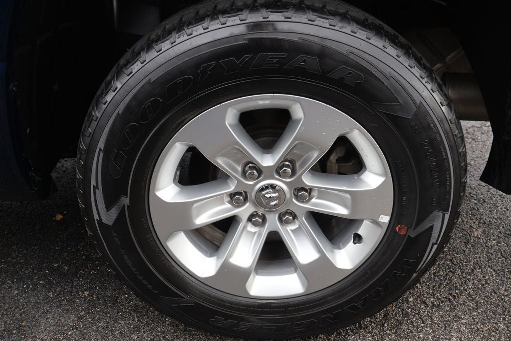Used 2024 RAM 1500 Laramie RWD image 13