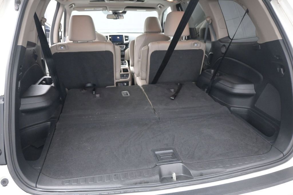 Used 2016 Honda Pilot Elite image 8