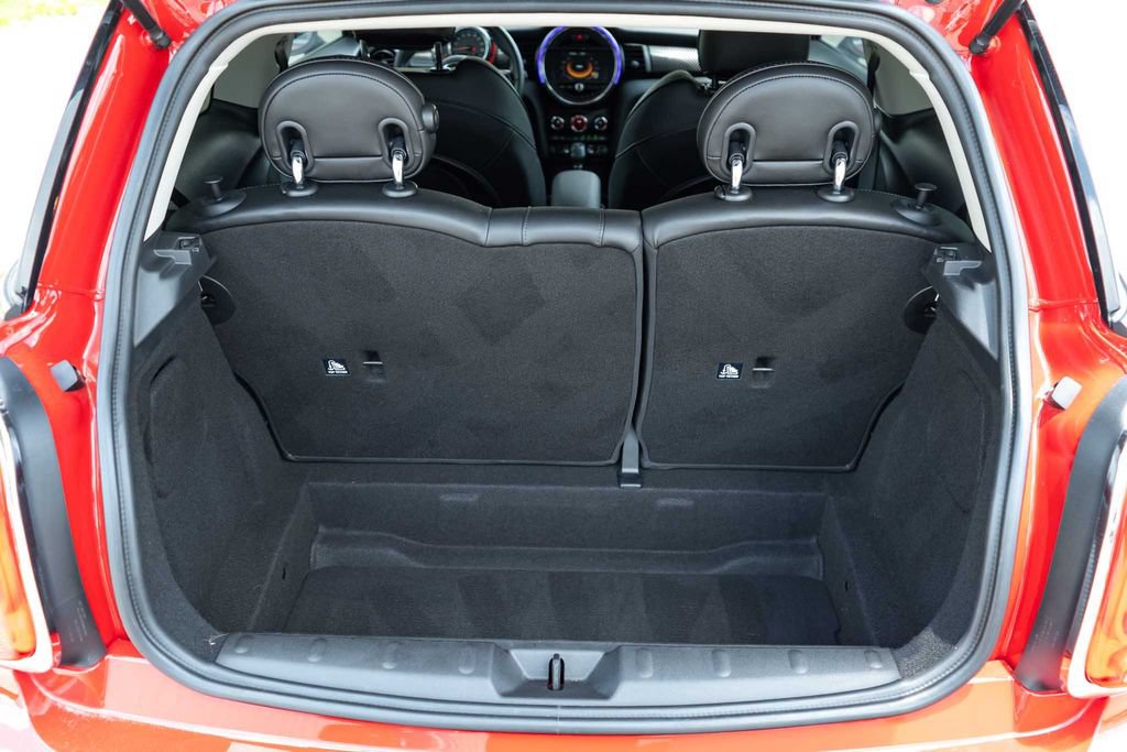 Used 2017 MINI Cooper S FWD image 8