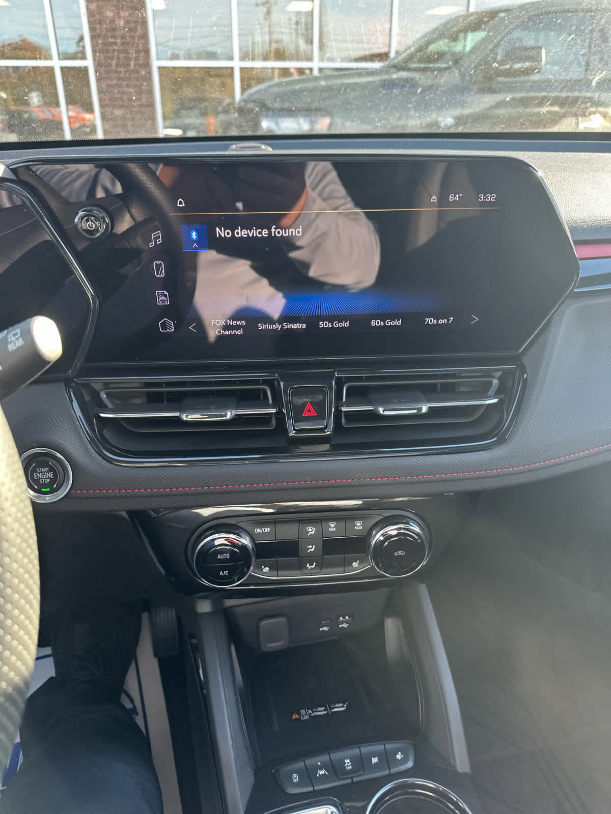 Used 2025 Chevrolet TrailBlazer RS w/ Convenience Package image 15