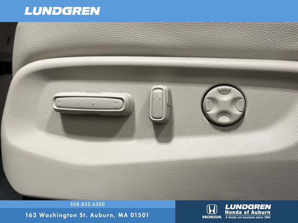 New 2026 Honda Odyssey EX-L image 17