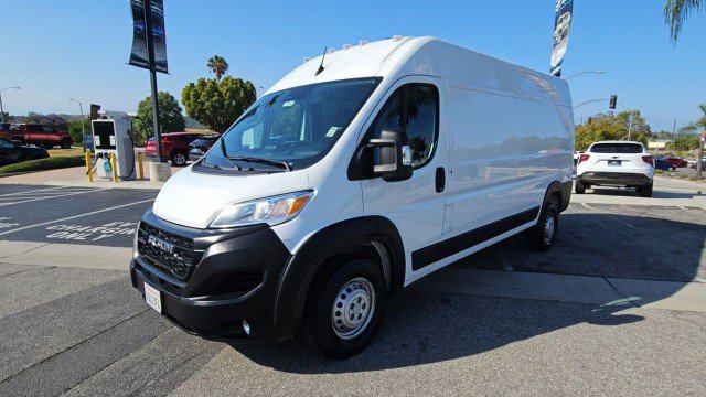 Used 2026 RAM ProMaster 2500 w/ Convenience Group FWD image 4