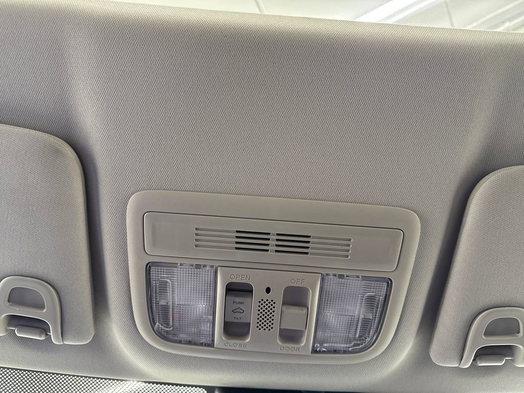 Used 2020 Honda Civic Touring image 21