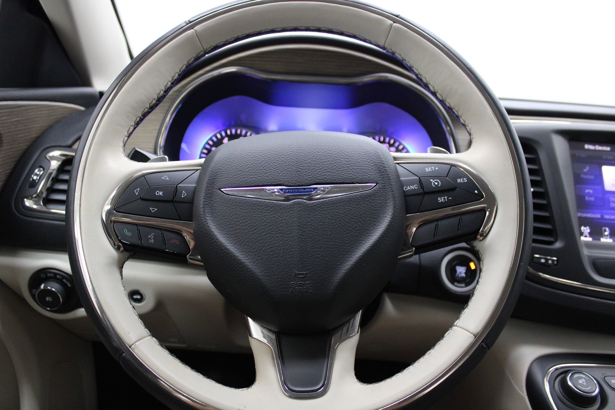 Used 2015 Chrysler 200 C w/ Navigation & Sound Group I AWD/4WD image 28