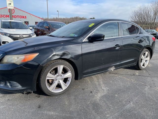 Used 2013 Acura ILX w/ Premium Package image 4