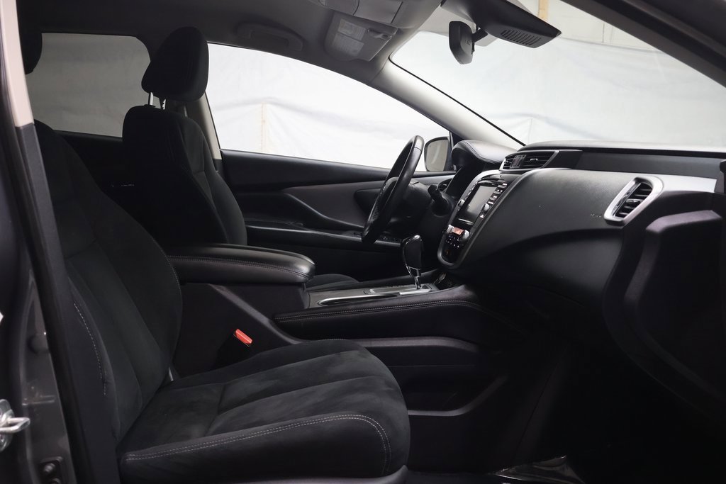 Used 2020 Nissan Murano SV image 10