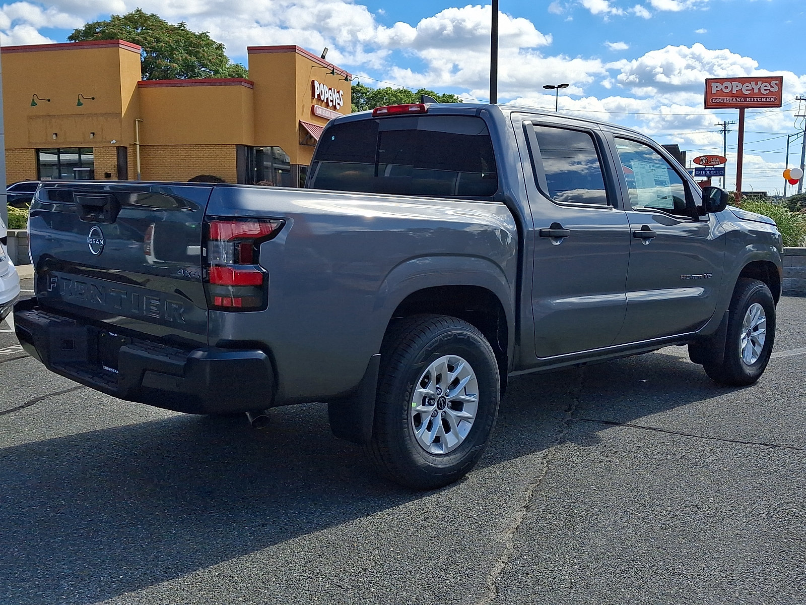 New 2027 Nissan Frontier S AWD/4WD image 4
