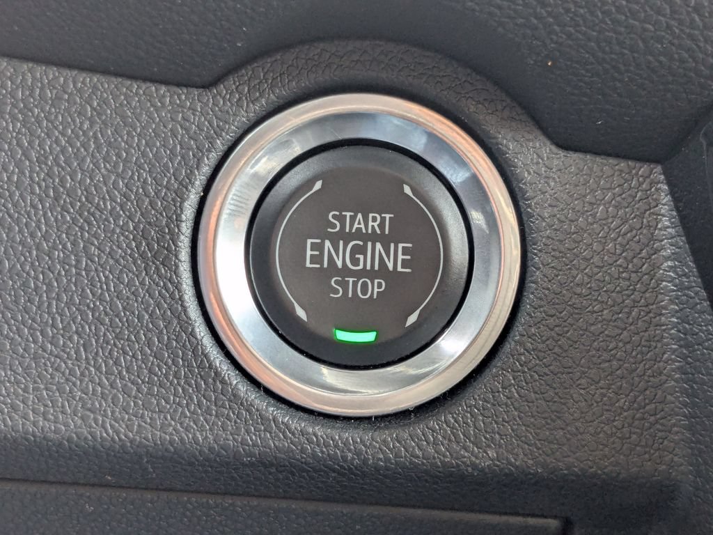 Used 2024 Chevrolet Traverse LS AWD/4WD image 37