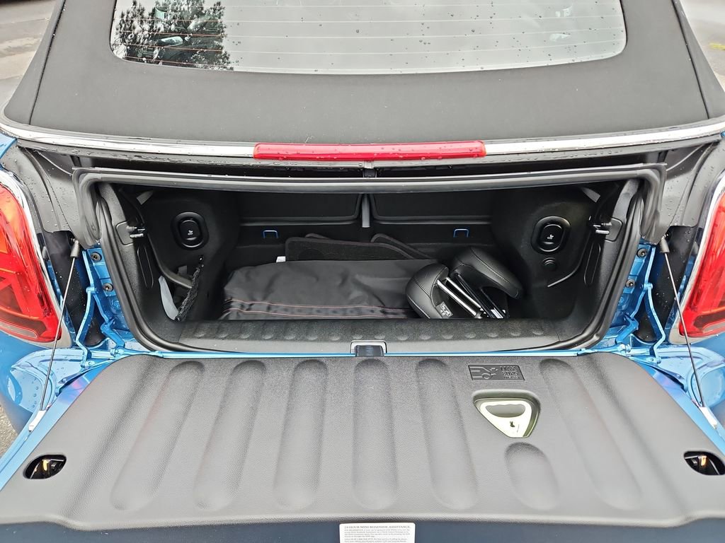 Used 2024 MINI Cooper Convertible image 33