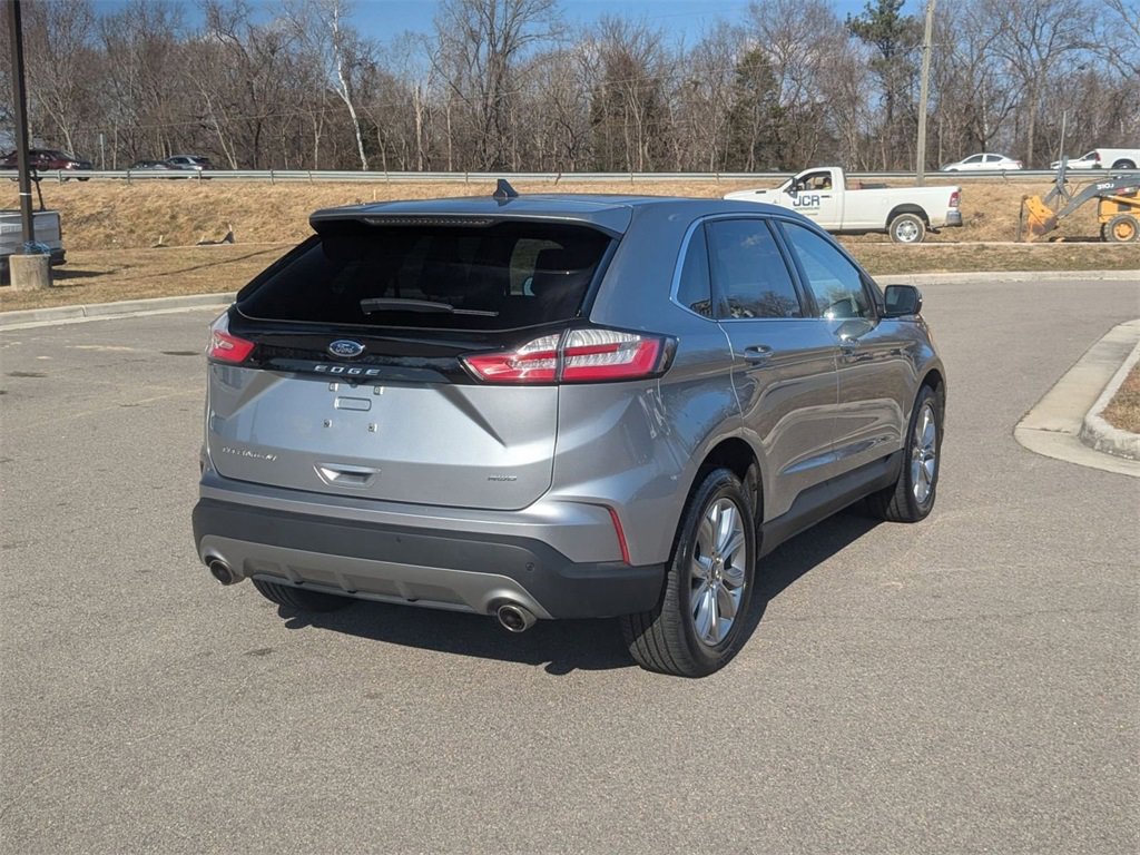 Used 2024 Ford Edge Titanium image 5