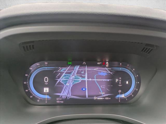 Used 2025 Volvo XC60 B5 Core image 13