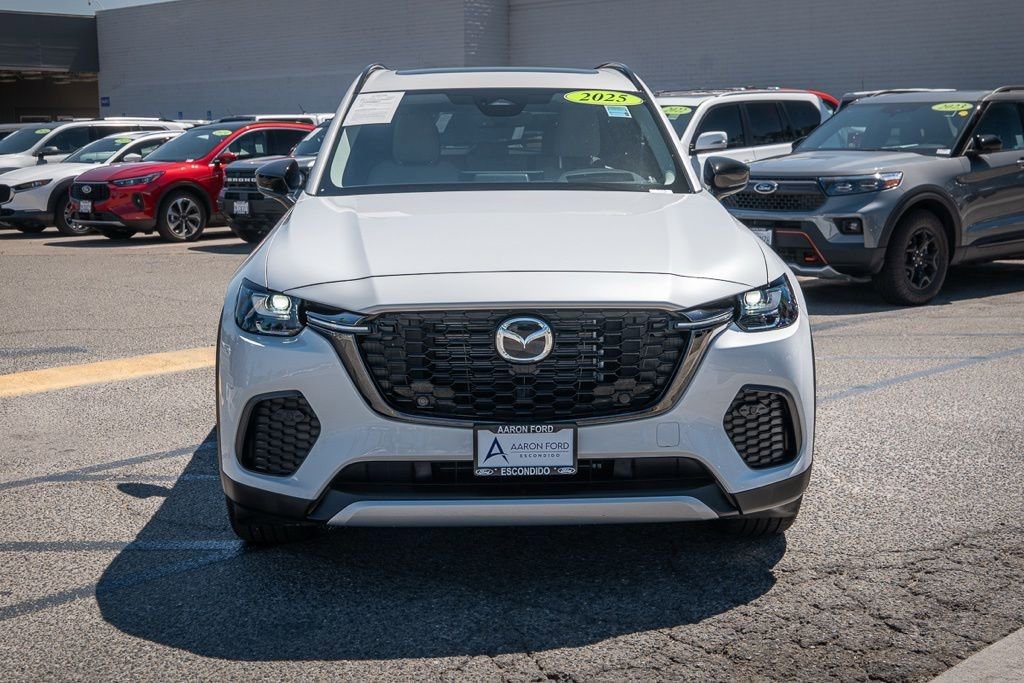 Used 2025 MAZDA CX-70 Plug-In Hybrid w/ Premium Pkg image 2