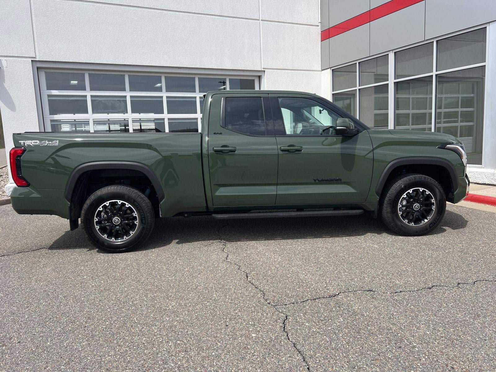 Used 2022 Toyota Tundra SR5 w/ TRD Off-Road Package AWD/4WD image 22
