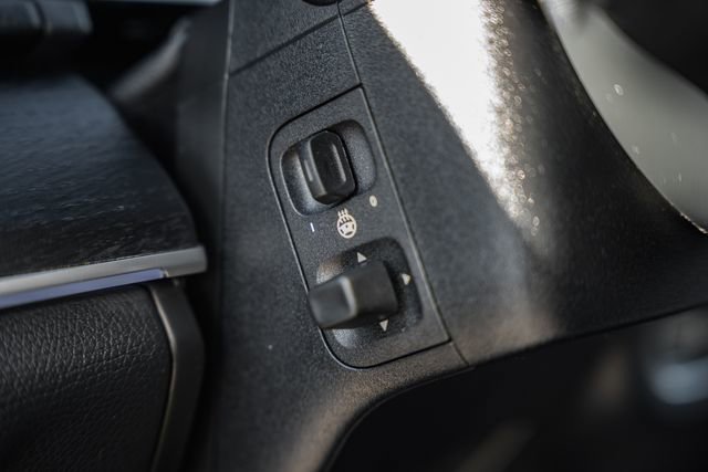 Certified 2025 Mercedes-Benz GLS 450 4MATIC image 46