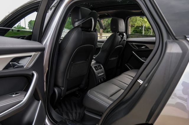 Used 2026 Jaguar F-PACE R-Dynamic S AWD/4WD image 47
