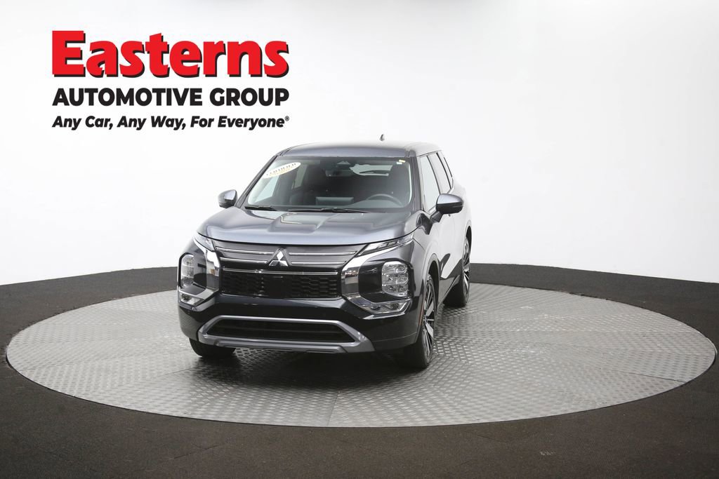 Used 2025 Mitsubishi Outlander SE FWD image 54