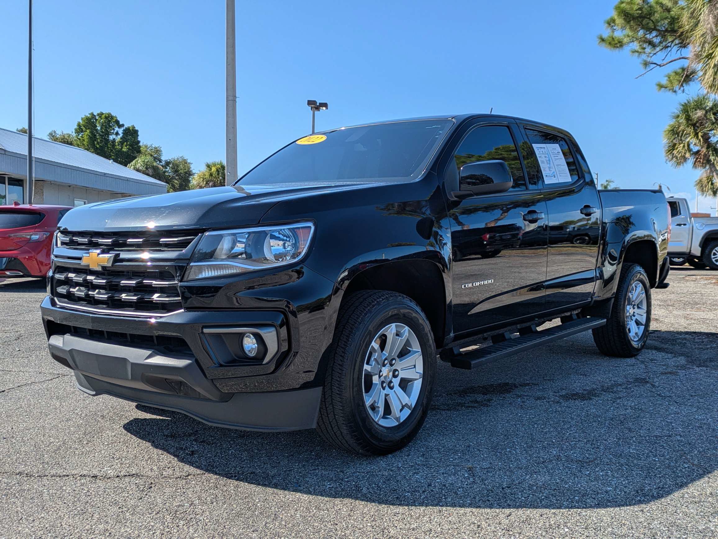 Used 2022 Chevrolet Colorado LT w/ LT Convenience Package RWD image 8