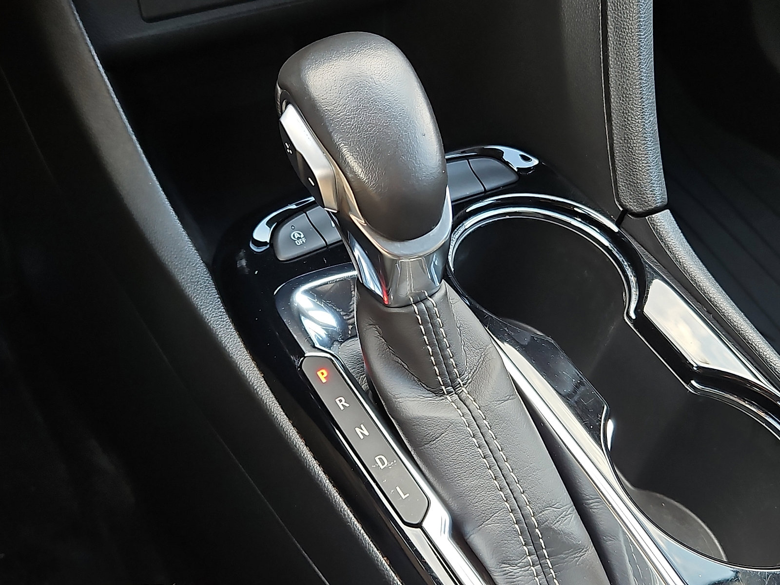 Used 2023 Buick Encore GX Select w/ Safety Package II image 14