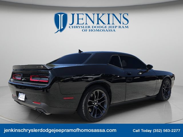 Used 2021 Dodge Challenger R/T Scat Pack RWD image 3