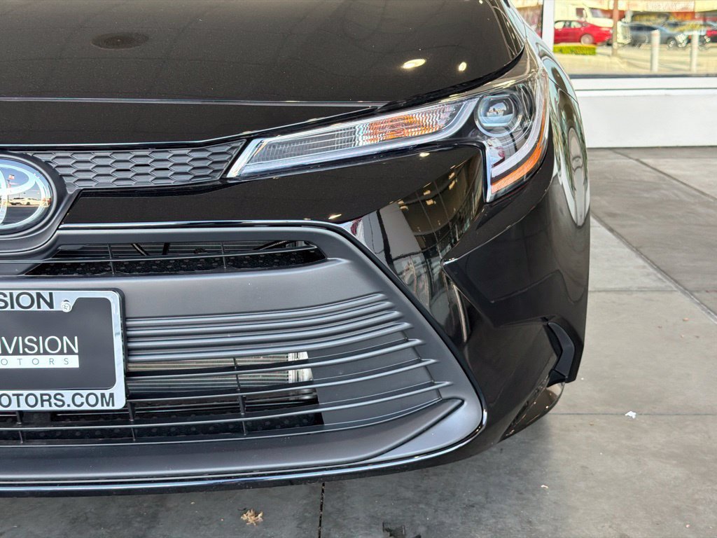 Certified 2026 Toyota Corolla LE FWD image 6
