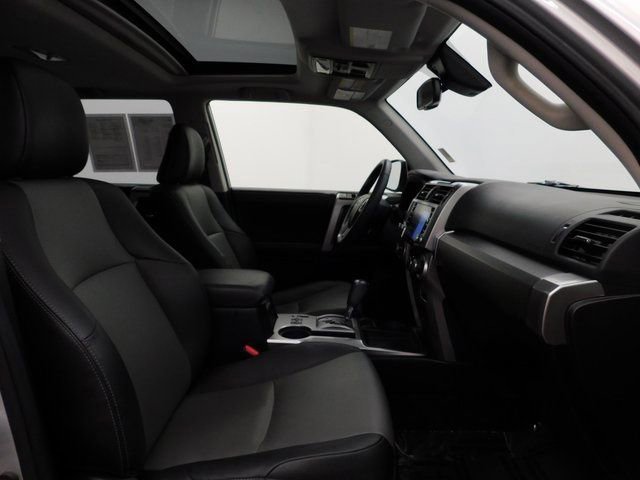 Used 2021 Toyota 4Runner SR5 Premium image 34