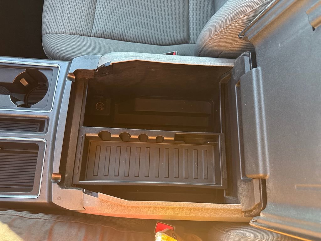 Used 2018 Ford F150 XLT w/ Equipment Group 302A Luxury image 26