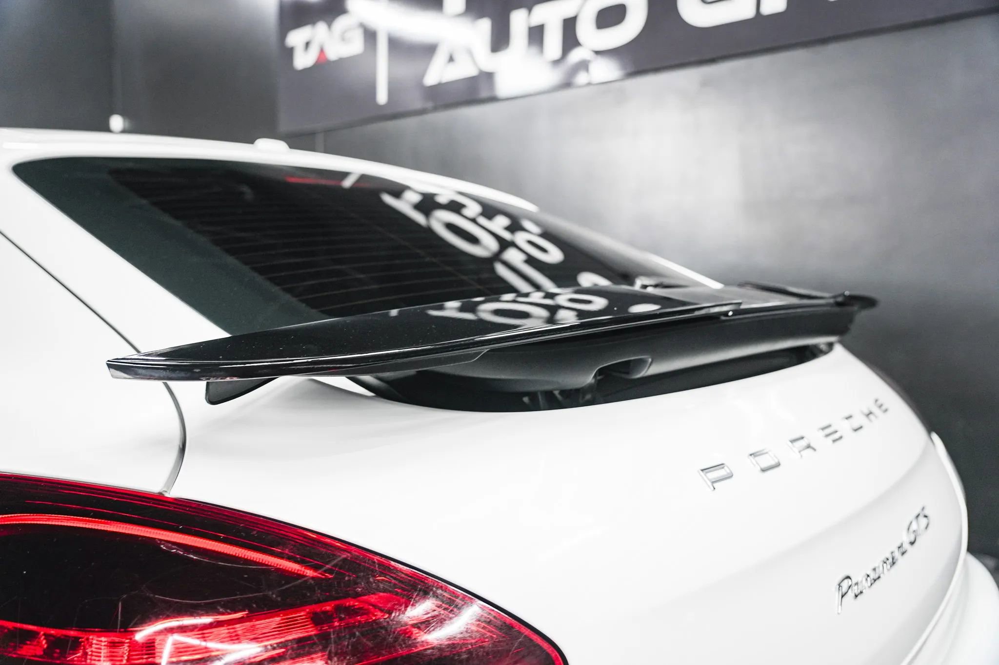 Used 2015 Porsche Panamera GTS w/ Premium Package Plus image 33