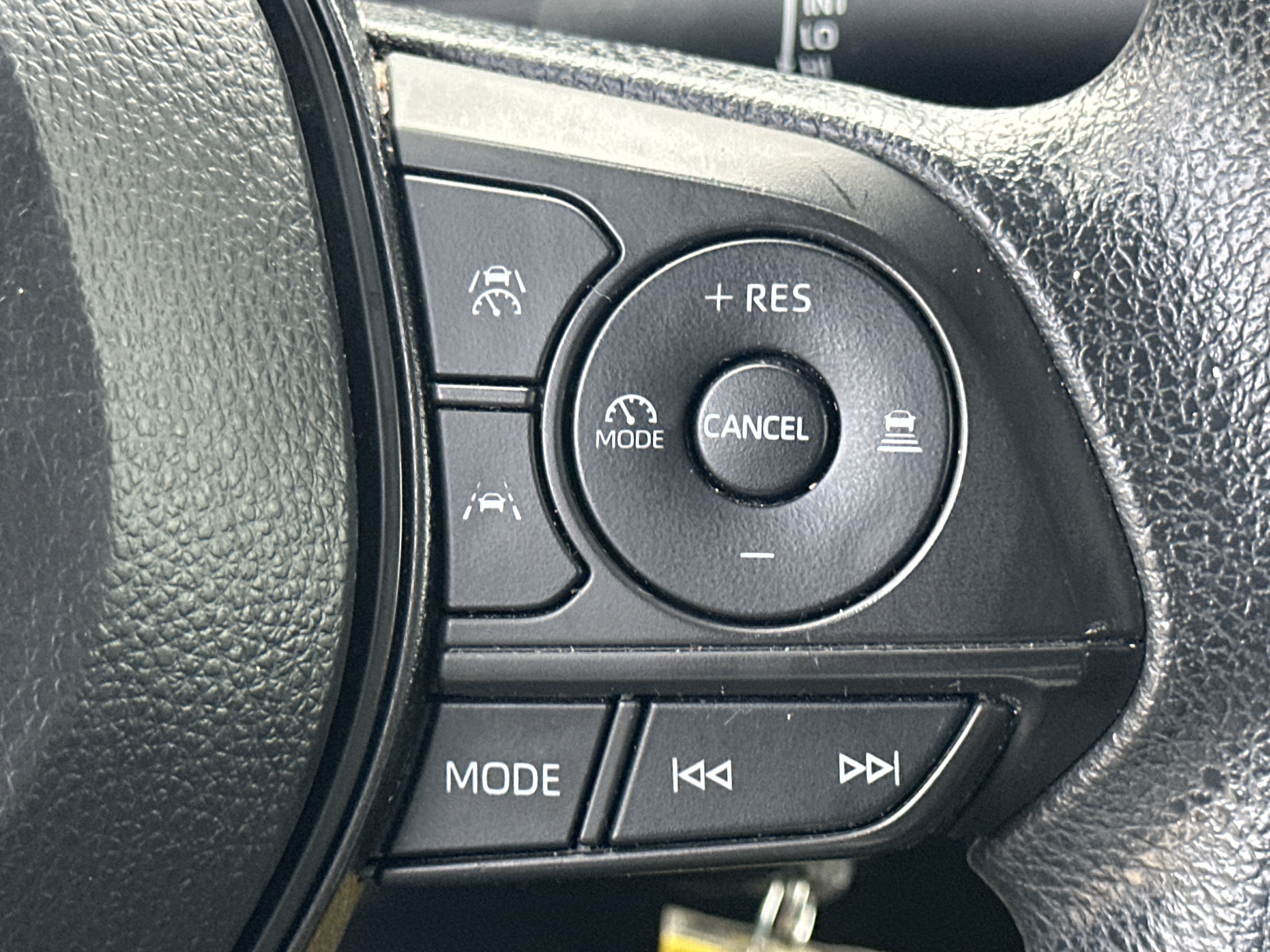 Used 2024 Toyota Corolla LE FWD image 25