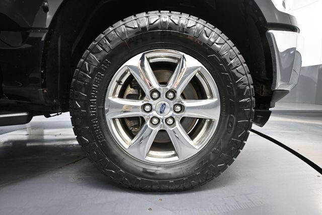 Used 2019 Ford F150 XLT w/ Equipment Group 302A Luxury AWD/4WD image 11