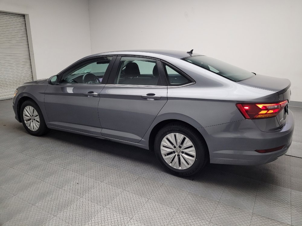 Used 2019 Volkswagen Jetta S image 3