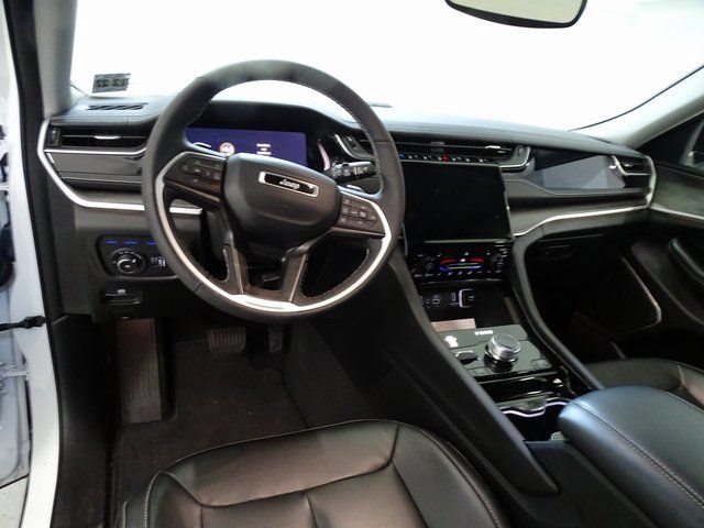 Used 2022 Jeep Grand Cherokee Limited 4xe AWD/4WD image 5