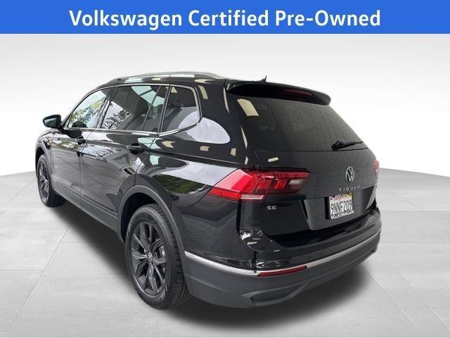 Certified 2024 Volkswagen Tiguan SE w/ Panoramic Sunroof Package AWD/4WD image 9