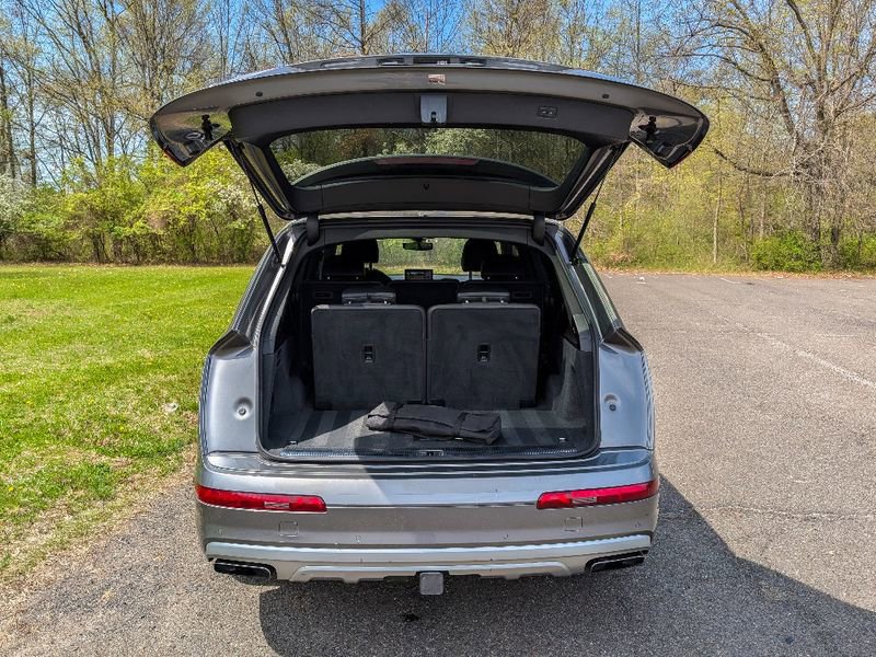 Used 2017 Audi Q7 3.0T Premium Plus AWD/4WD image 7