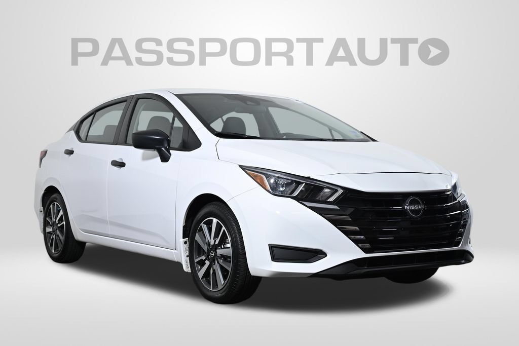 Used 2024 Nissan Versa S w/ S Plus Package FWD image 4