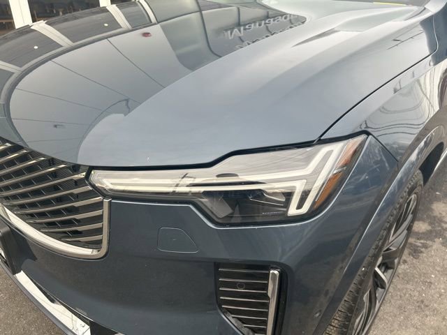 Certified 2025 Volvo XC90 B6 Plus image 8