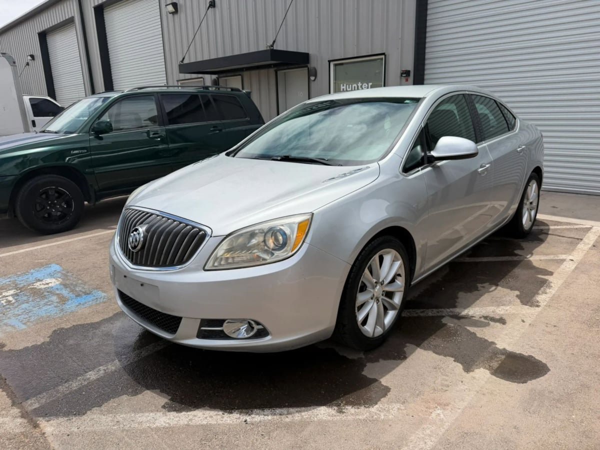 Used 2015 Buick Verano Convenience FWD image 2