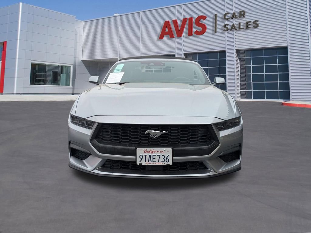 Used 2025 Ford Mustang Premium RWD image 10
