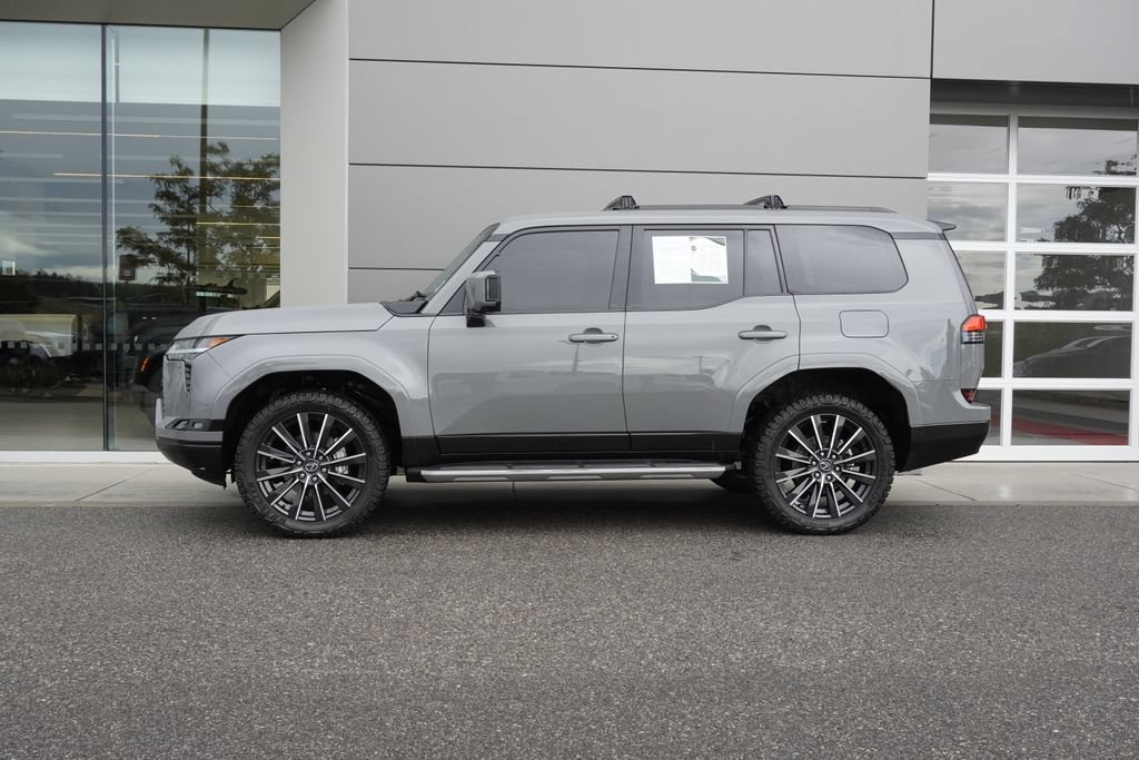 Used 2024 Lexus GX 550 w/ Accessory Package (Z1) AWD/4WD image 8