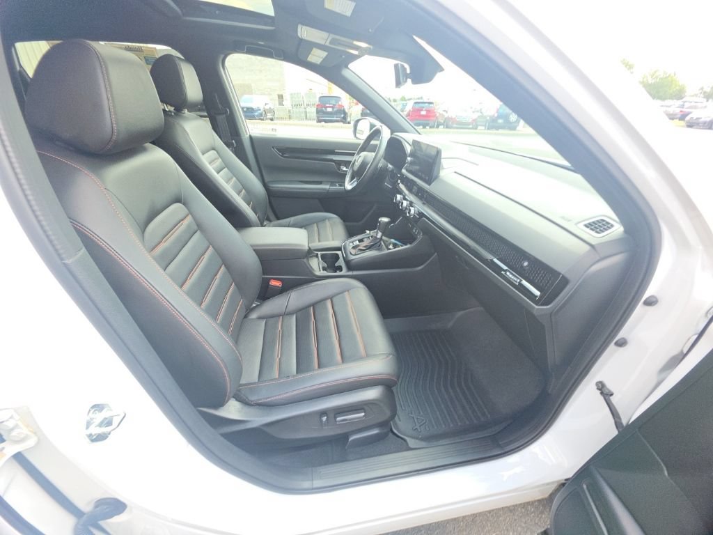 Used 2024 Honda CR-V Sport Touring image 34