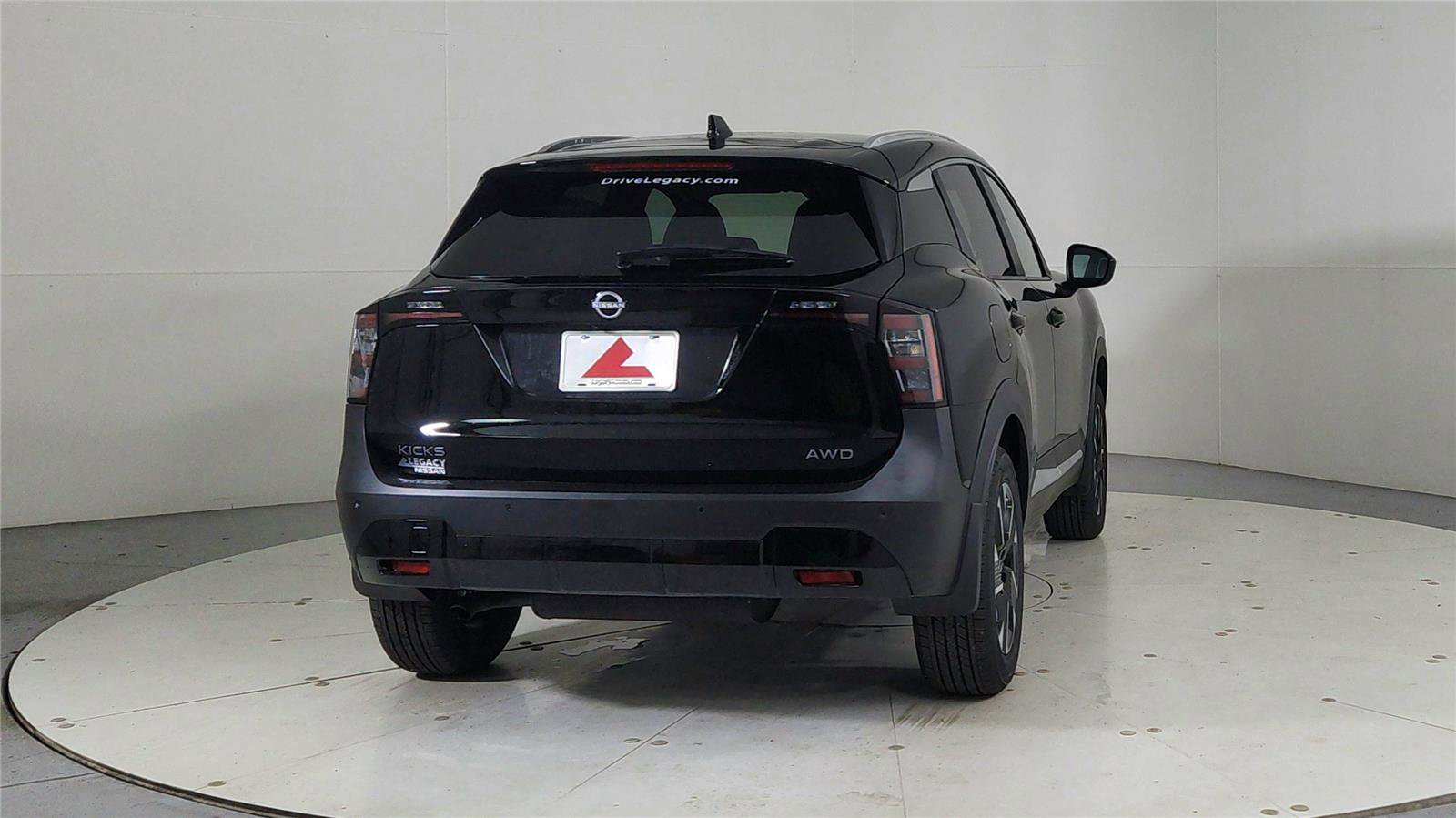 New 2026 Nissan Kicks SV w/ Illumination Package image 6