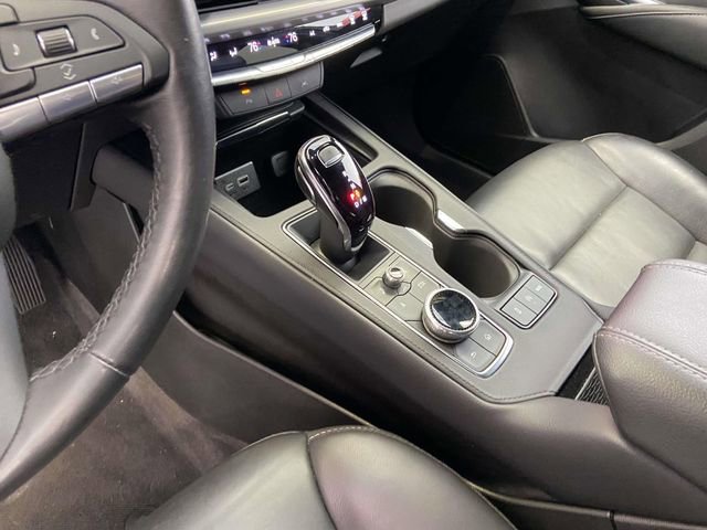 Used 2025 Cadillac XT4 Premium Luxury image 20
