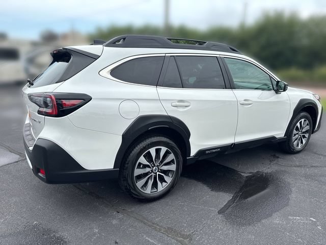 Used 2025 Subaru Outback Limited AWD/4WD image 5
