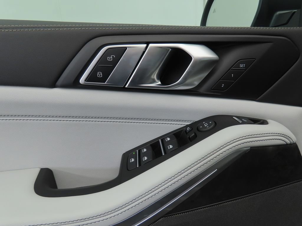 Certified 2025 BMW X5 sDrive40i image 25