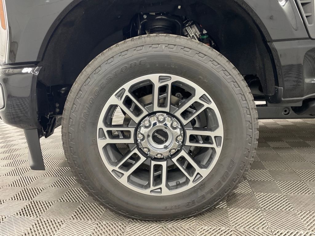 New 2026 Ford F250 Platinum image 13