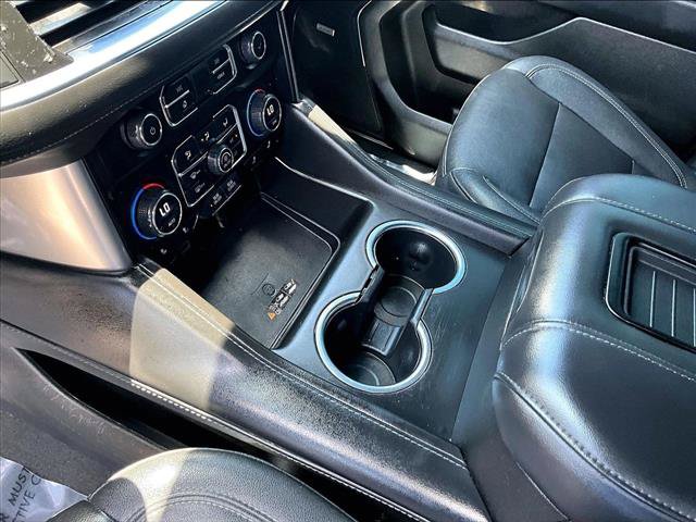 Used 2023 Chevrolet Suburban LT RWD image 15
