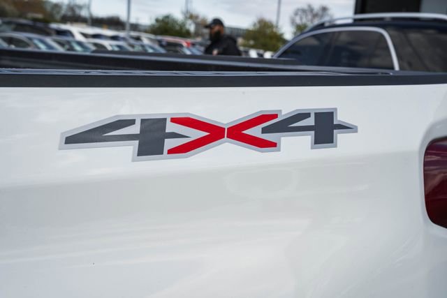 Used 2023 Chevrolet Silverado 1500 LT image 19