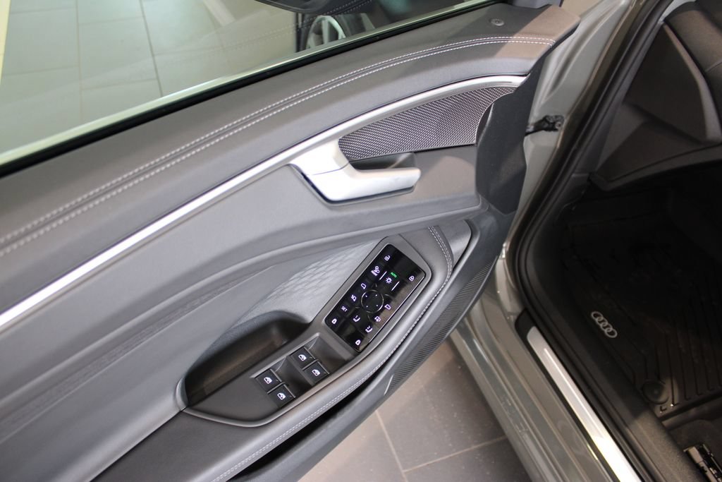 New 2026 Audi A6 Premium Plus AWD/4WD image 28