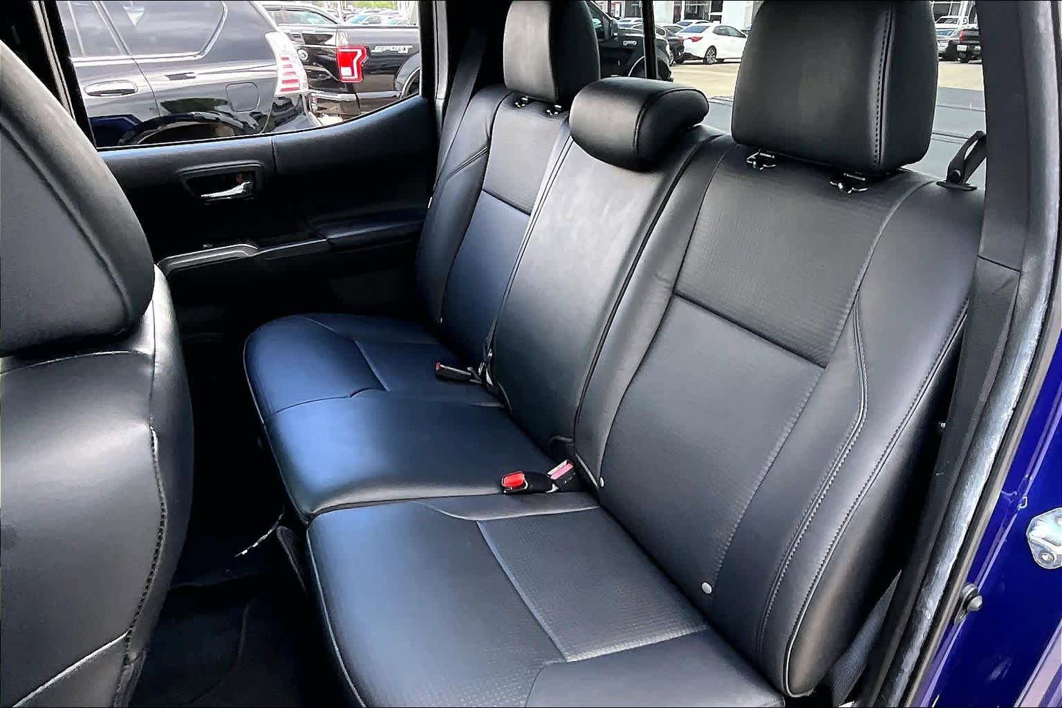Certified 2023 Toyota Tacoma Limited AWD/4WD image 20