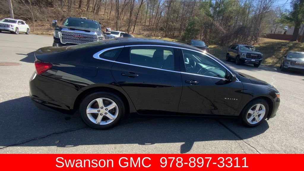 Used 2022 Chevrolet Malibu LS w/ Driver Confidence Package II image 10